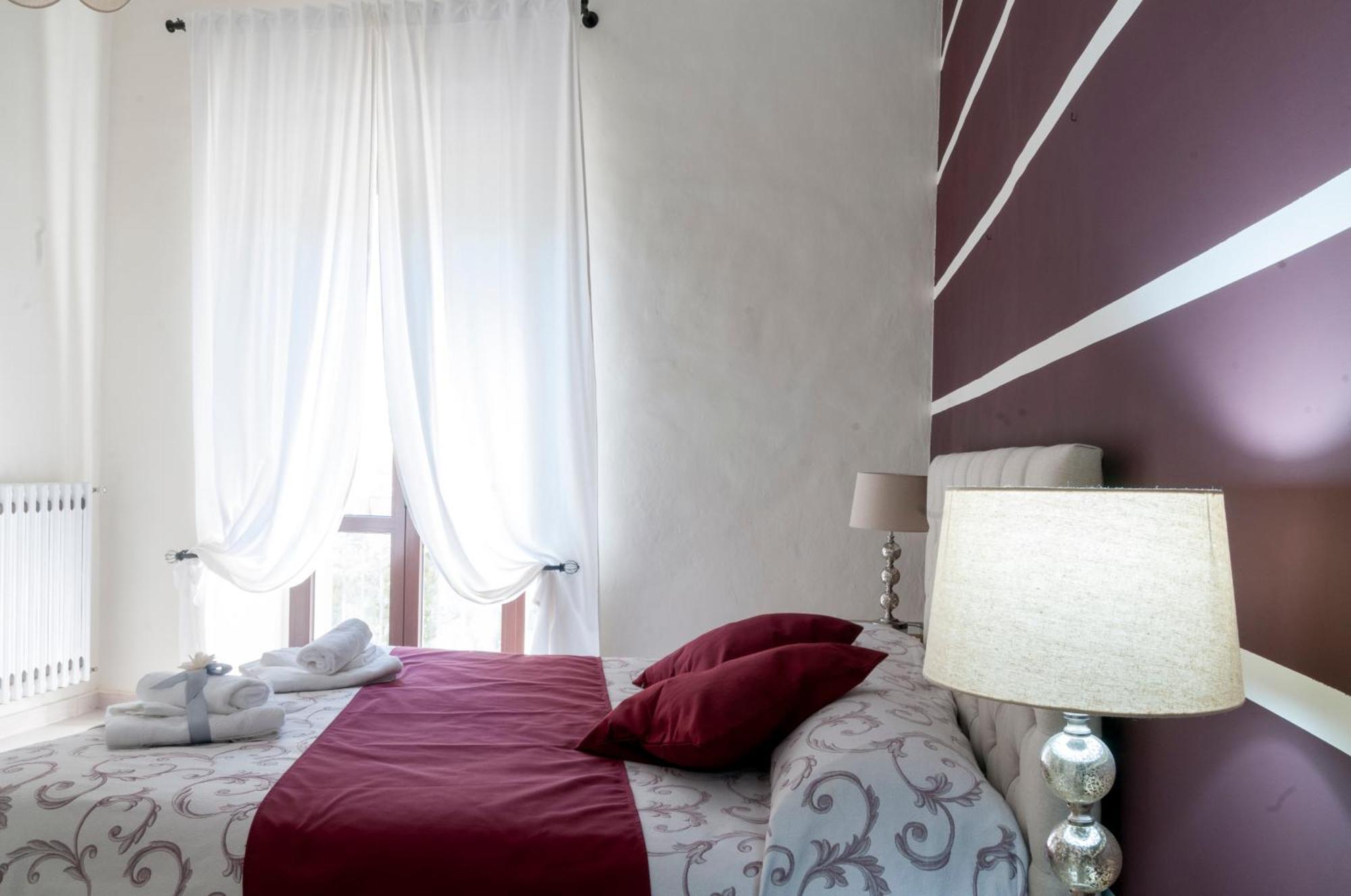 Le Finestre Sulla Piazza Bed & Breakfast Boiano Exterior photo