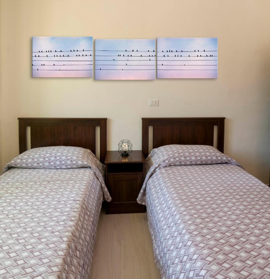 Le Finestre Sulla Piazza Bed & Breakfast Boiano Exterior photo